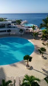 Bazén v ubytování Habitacion en Sol Dominicus solo adultos nebo v jeho okolí