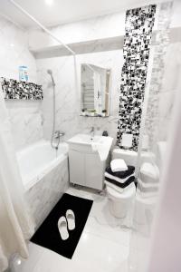 حمام في London-style Apartment Rivne,Ukraine