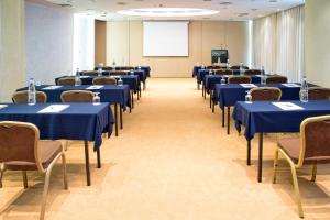 Majoituspaikan Blue Sky City Beach Hotel työ- tai konferenssitilat