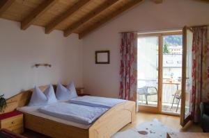 A bed or beds in a room at Apartment Stark