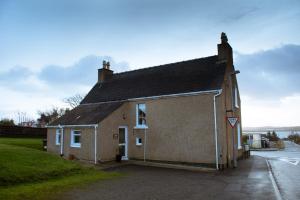 Gallery image of The Corner Cottage in Sandwick