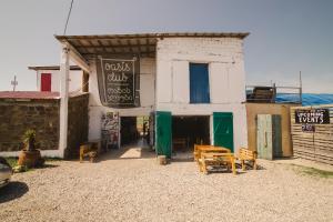 Afbeelding uit fotogalerij van Oasis Club Cottages in Udabno +12 foto's
