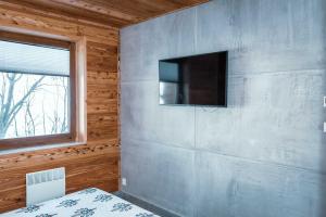 Telewizja i/lub zestaw kina domowego w obiekcie Flisak