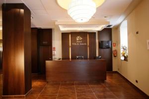 The lobby or reception area at Hotel Villa de Aranda