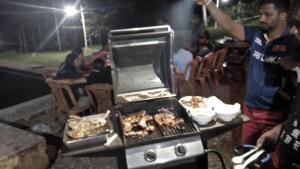 Gril dostupný pro hosty v penzionu