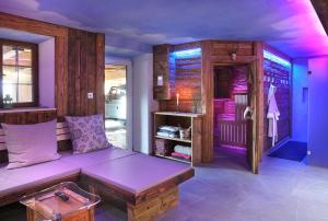 Posezení v ubytování Private Luxury Chalet