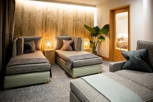 Postel nebo postele na pokoji v ubytování Solent Hotel and Spa