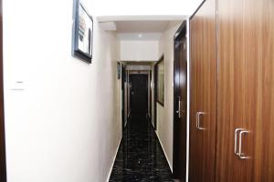 Fotografie z fotogalerie ubytování Hotel Crystal Luxury Inn- Bandra v Bombaji