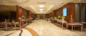 Restaurace v ubytování Windsor Plaza Hotel