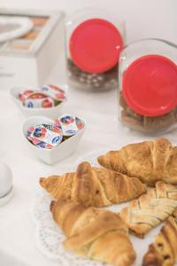 Jedlo v ubytovaní bed & breakfast alebo blízkom okolí