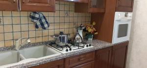 Kép Pini di Roma-New and cozy apt in Rome city center- Metro A "Re di Roma" szállásáról Rómában a galériában