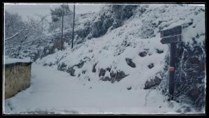 ボカイレントにあるCasa Rural Casa Gimenoの雪山