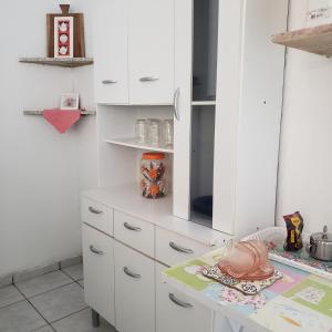 Küche/Küchenzeile in der Unterkunft Belo Canto Chalés