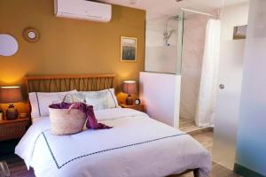 Posteľ alebo postele v izbe v ubytovaní La Casita del Duente - Úbeda