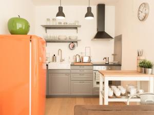 A kitchen or kitchenette at ATTICO DELLA LATTA