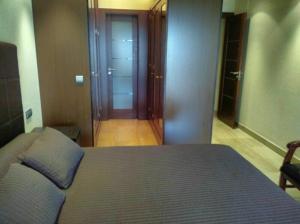 Postel nebo postele na pokoji v ubytování Bahia de la plata Estepona + 19 fotografií