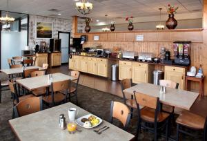 特立尼达Days Inn & Suites by Wyndham Trinidad的相册照片