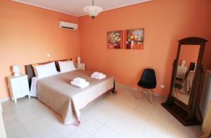 Posteľ alebo postele v izbe v ubytovaní Lagoon View Apartments - Adults only