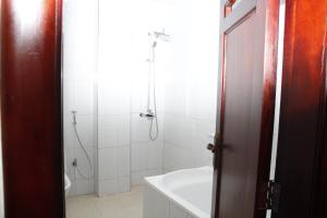 Koupelna v ubytování Kenlon Hotel Kampala