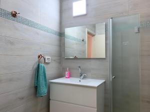 Kamar mandi di בחיק החרמון