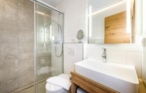 Phòng tắm tại Landhaus Moosbrugger