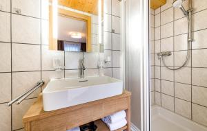 Phòng tắm tại Landhaus Moosbrugger