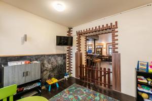 Sjónvarps- og/eða afþreyingartæki á Hotel Perla Jizery