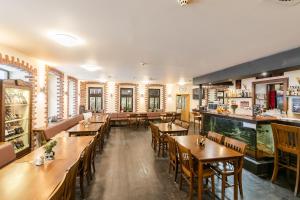Setustofa eða bar á Hotel Perla Jizery