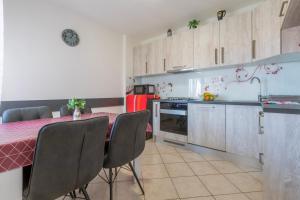 Fotografie z fotogalerie ubytování Apartment in Crikvenica 39232 v destinaci Crikvenica