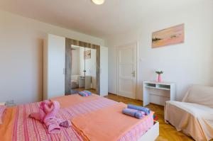 Galeriebild der Unterkunft Apartment in Novi Vinodolski 39124 in Novi Vinodolski