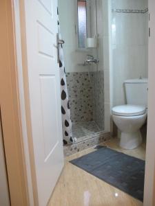 A bathroom at Athenian apartment with garden, near metro station Chalandri Nu 3