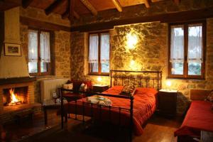 Posedenie v ubytovaní Pigi Tarlampa Hotel
