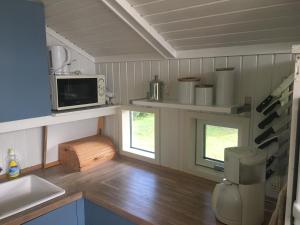 Prostor za sedenje u objektu Two-Bedroom Holiday Home for 6 in Vemmingbund