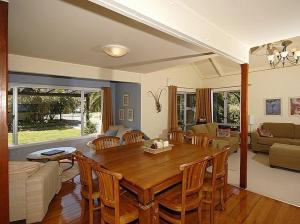 Gallery image of Hibiscus - Matapouri Holiday Home in Matapouri