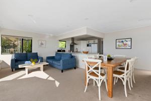 Gallery image of Spectacular Woolleys Bay - Matapouri Holiday Home in Matapouri