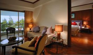 Кровать или кровати в номере Aonang Villa Resort I Beach Front