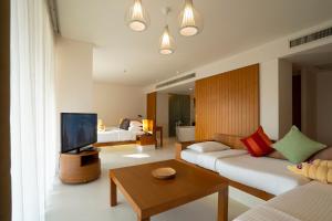 TV a/nebo společenská místnost v ubytování G Hua Hin Resort & Mall