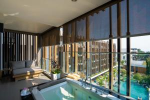 Bazén v ubytování G Hua Hin Resort & Mall nebo v jeho okolí