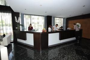Staff di Rive Hotel