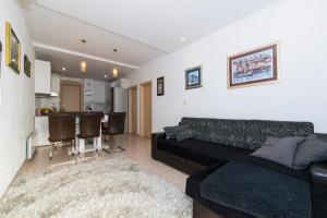 Fotografie z fotogalerie ubytování Apartman LUKA Vila Vesa Promajna with jacuzzi & garden v destinaci Promajna