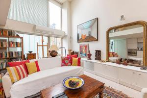 Contemporary apartment at the heart of Fulham