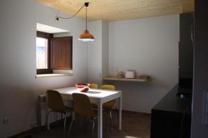 Fotografie z fotogalerie ubytování Cal Barné, eco-apartament a Das amb jardí v destinaci Das