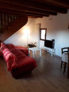 A seating area at Agriturismo iL CASONE