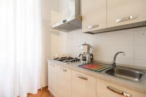 Kuchnia lub aneks kuchenny w obiekcie Residenza Reale