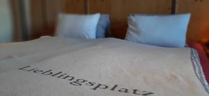 A bed or beds in a room at Hochleiten-Gut