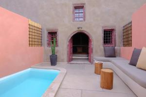 Galería fotográfica de Andronikos Canaves en Oia