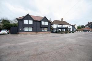 The building where the inn is located 