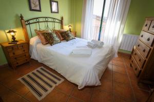 Afbeelding uit fotogalerij van El Bulín de Braojos - 3 Casas in Braojos de la Sierra