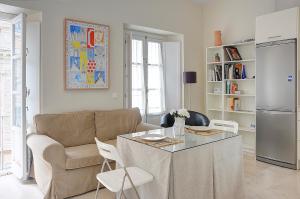 A kitchen or kitchenette at Apartamento Centro San Luis