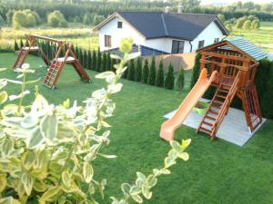 Ein Garten an der Unterkunft Pension Lunatyk